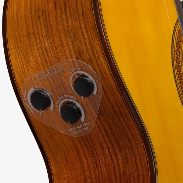 Violão Nylon Trans-acústico Yamaha CG-TA Natural.