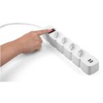 protetor-eletronico-intelbras-epe204-usb-4-tomadas-2usb-1m-branco-bivolt (1)